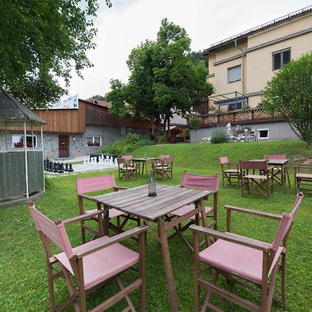 耶塞尼采 扎尔塔里贝卡俱乐部旅馆酒店 外观 照片